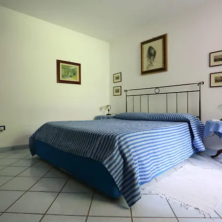 Alojamento de Acomodação e Pequeno-almoço Ambrosio Relais 4*