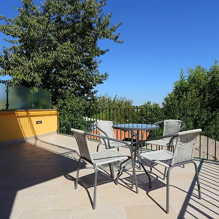 Bed & Breakfast Ambrosio Relais 2*