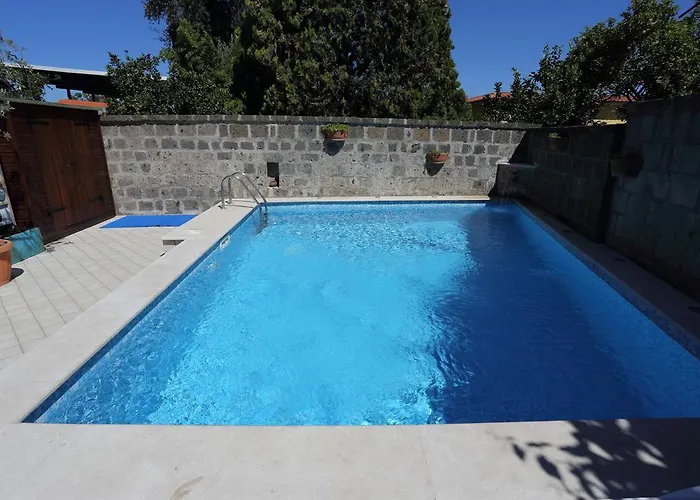 Ambrosio Relais
