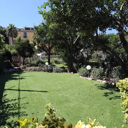 Bed & Breakfast Ambrosio Relais 2*