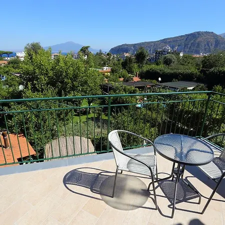 Oda ve Kahvaltı Ambrosio Relais 4*