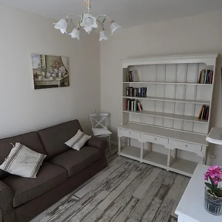 Oda ve Kahvaltı Ambrosio Relais 4*